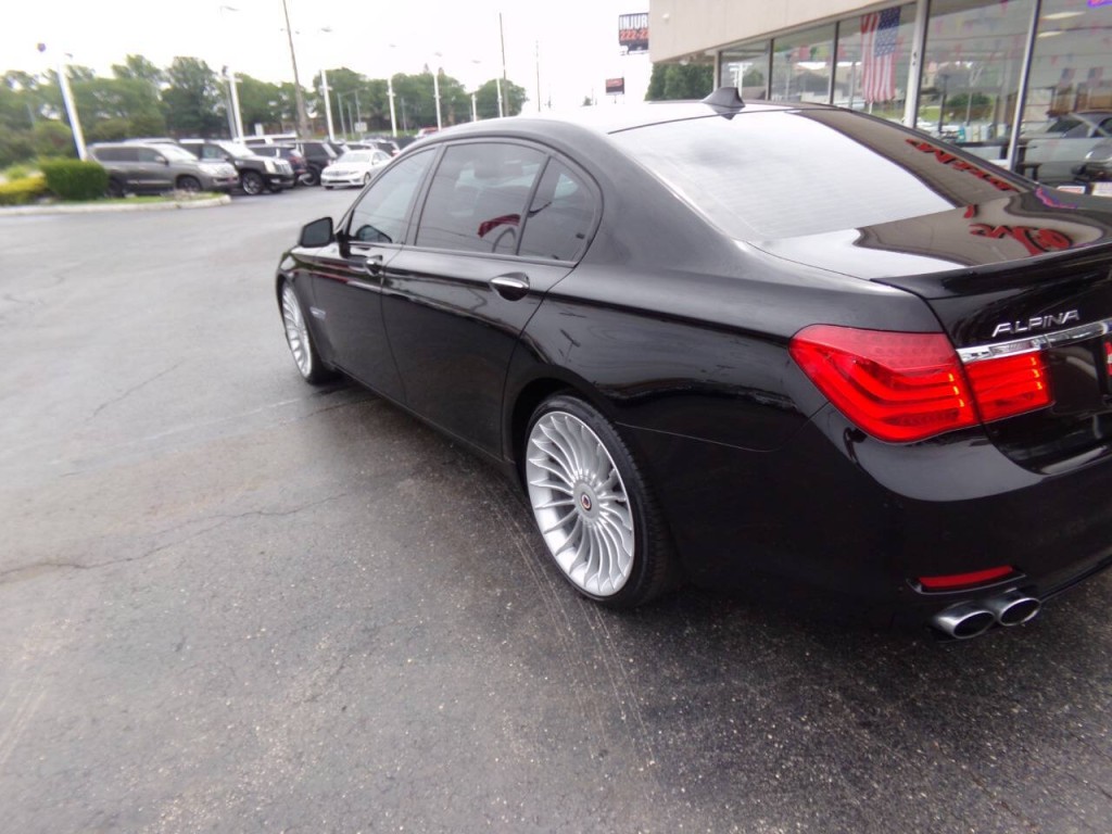 2011 BMW 7 Series Image 46