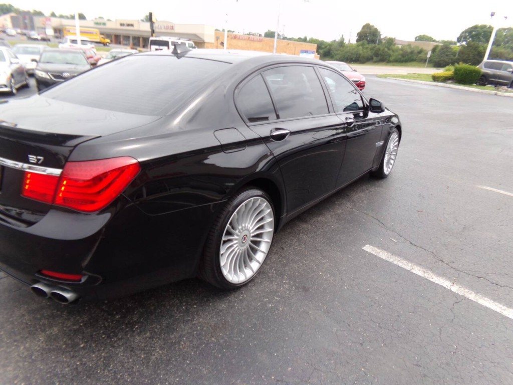 2011 BMW 7 Series Image 51
