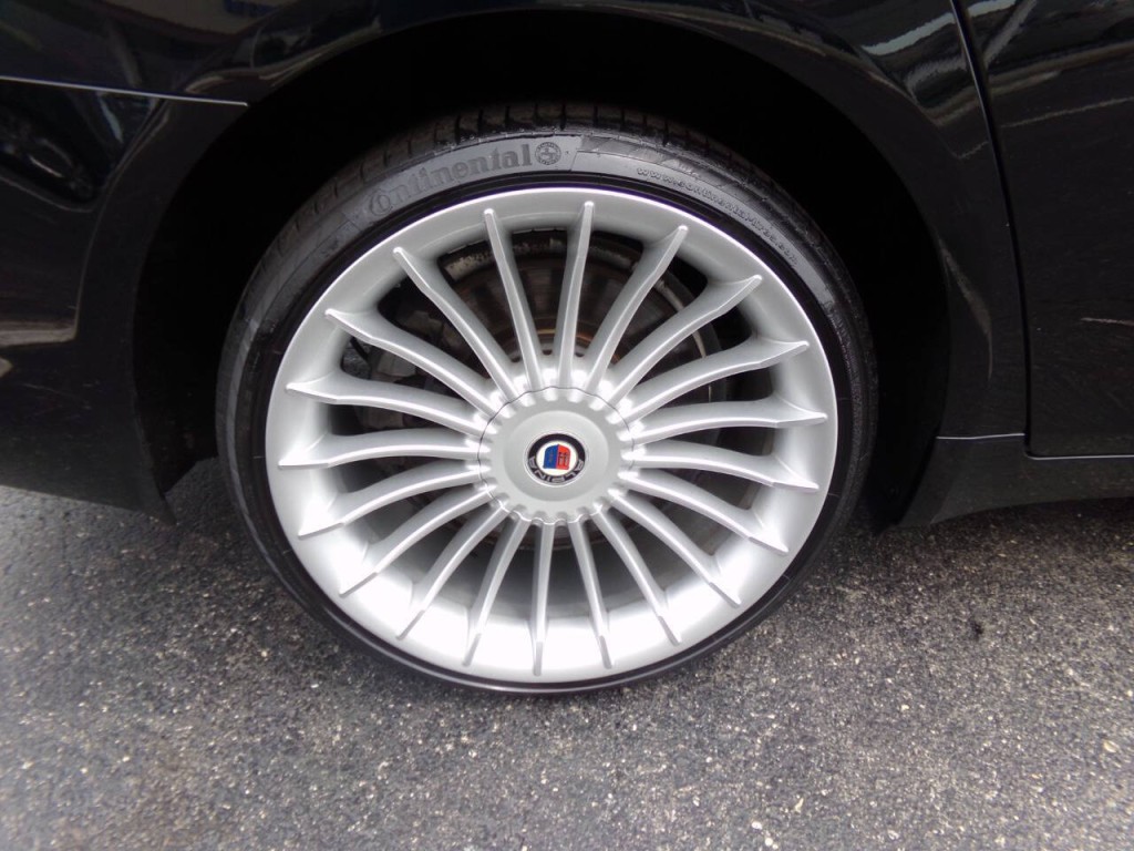 2011 BMW 7 Series Image 52