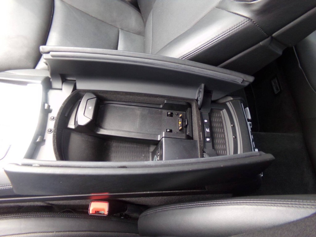 2011 BMW 7 Series Image 69