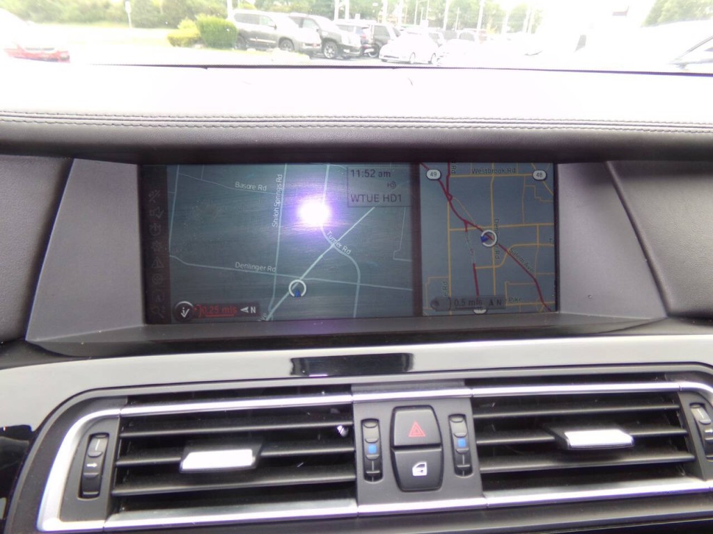 2011 BMW 7 Series Image 72
