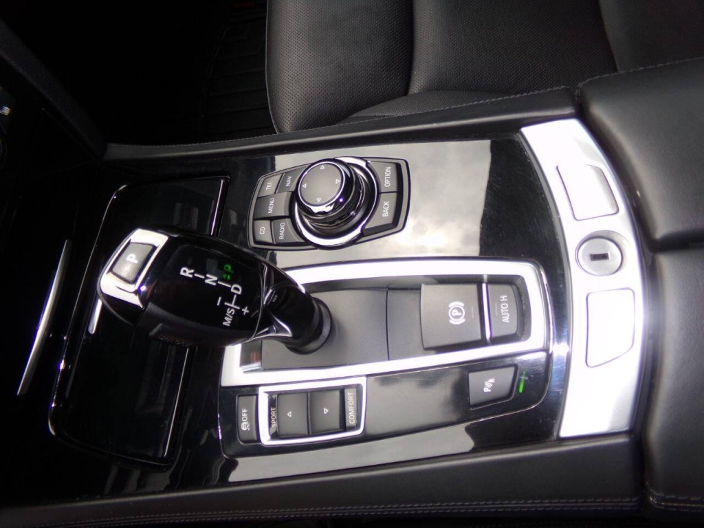 2011 BMW 7 Series Image 80