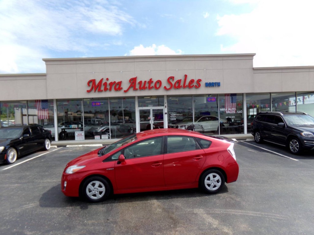 2011 Toyota Prius Image 2