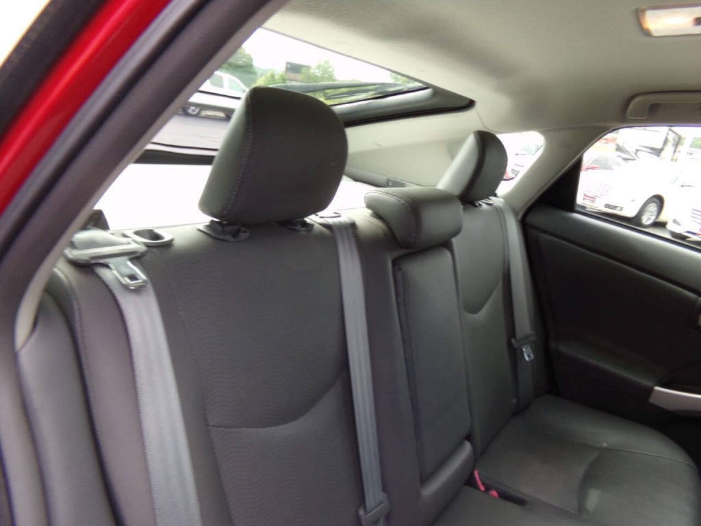 2011 Toyota Prius Image 25