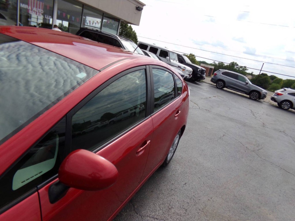 2011 Toyota Prius Image 38