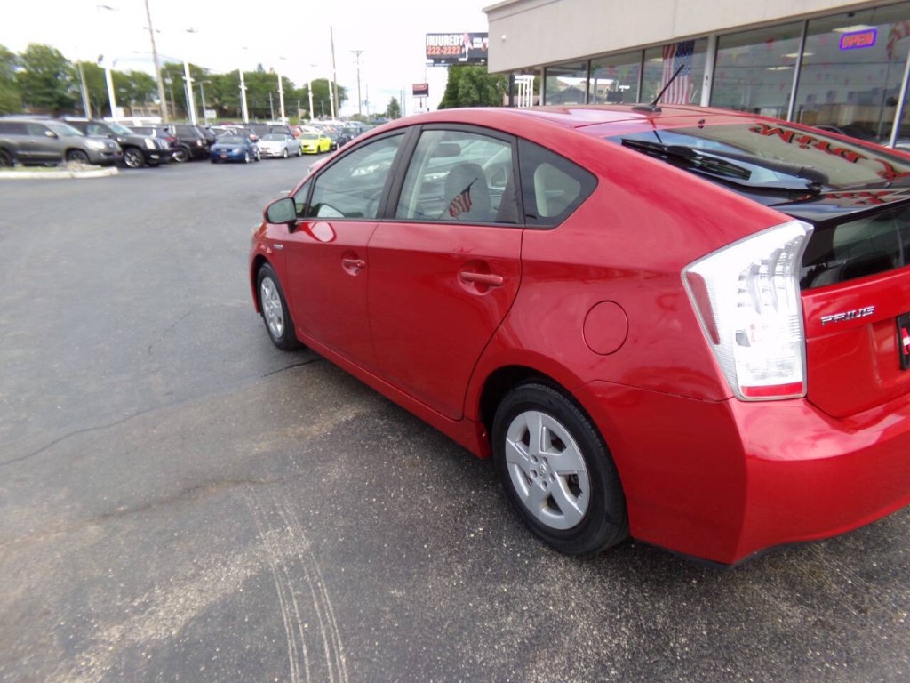 2011 Toyota Prius Image 40