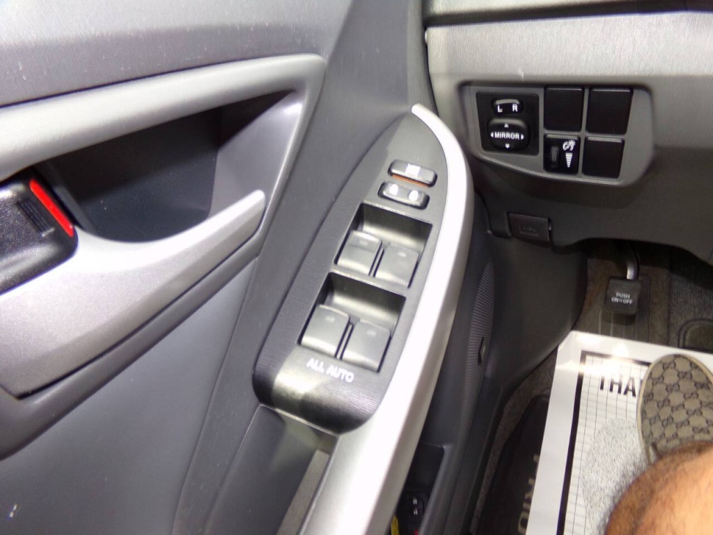 2011 Toyota Prius Image 52