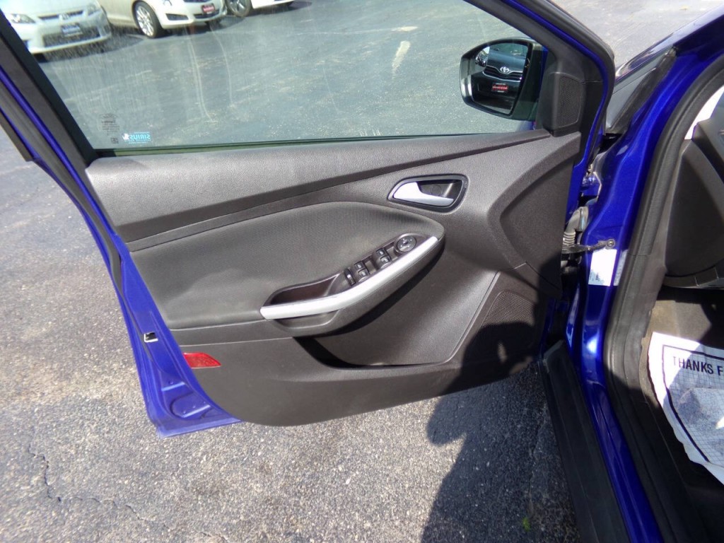 2013 Ford Focus Image 8
