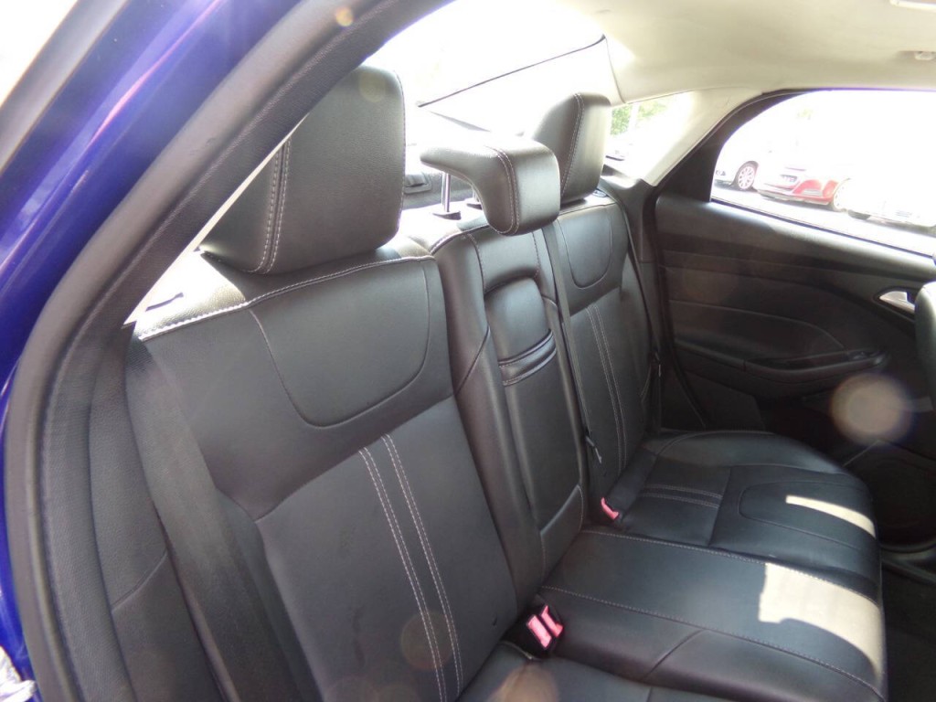 2013 Ford Focus Image 18