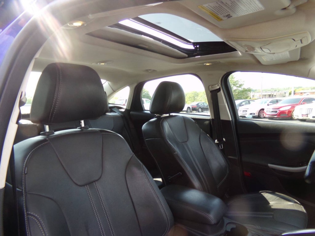 2013 Ford Focus Image 24