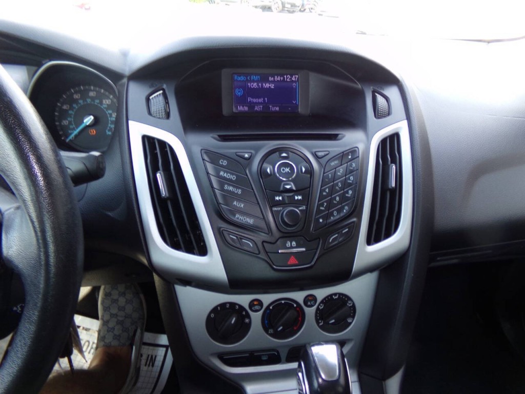 2013 Ford Focus Image 46