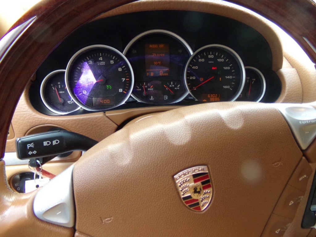 2005 Porsche Cayenne Image 13