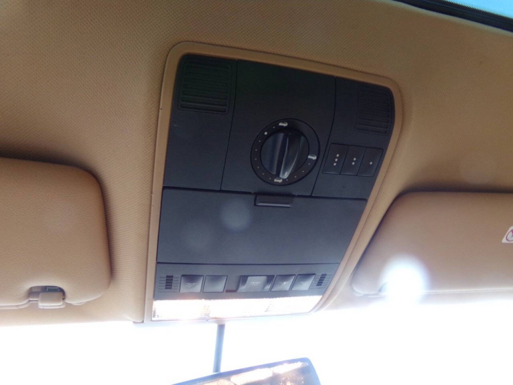 2005 Porsche Cayenne Image 18