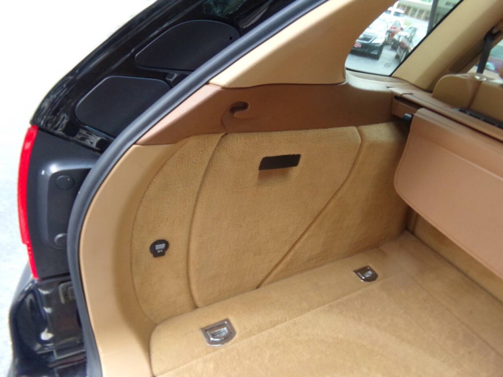 2005 Porsche Cayenne Image 28