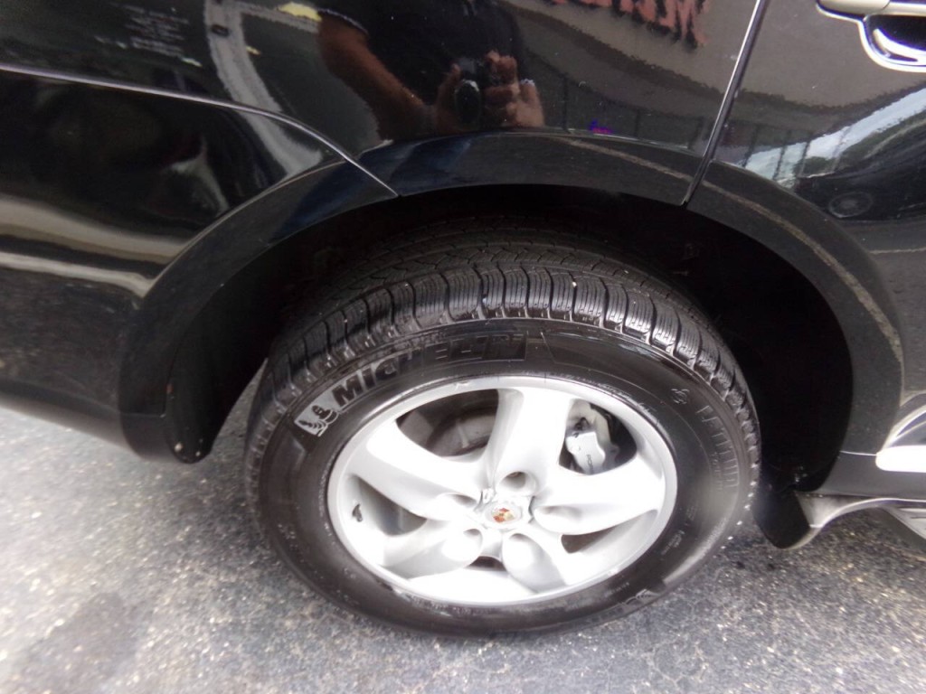2005 Porsche Cayenne Image 32