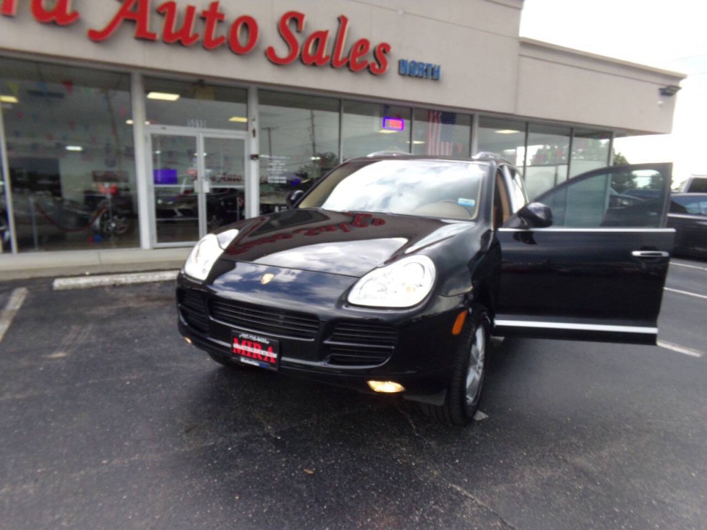 2005 Porsche Cayenne Image 46