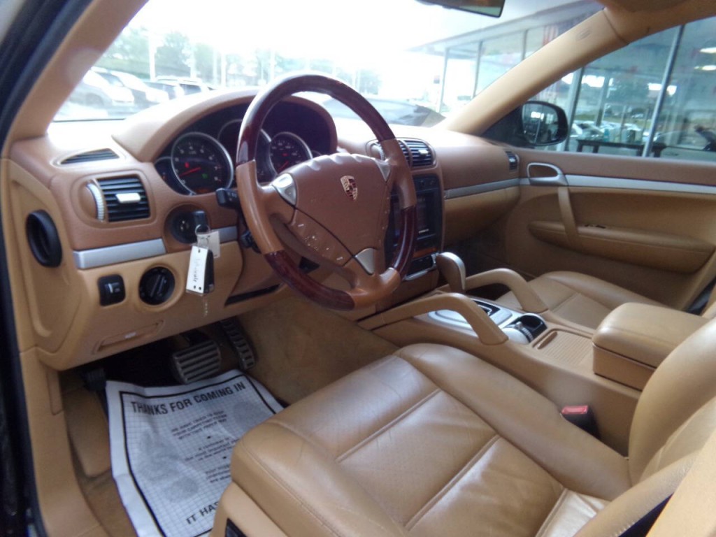 2005 Porsche Cayenne Image 47