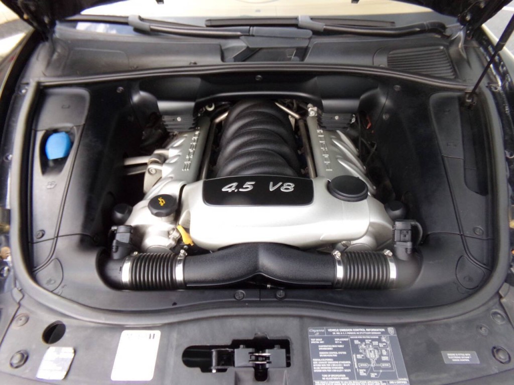 2005 Porsche Cayenne Image 48