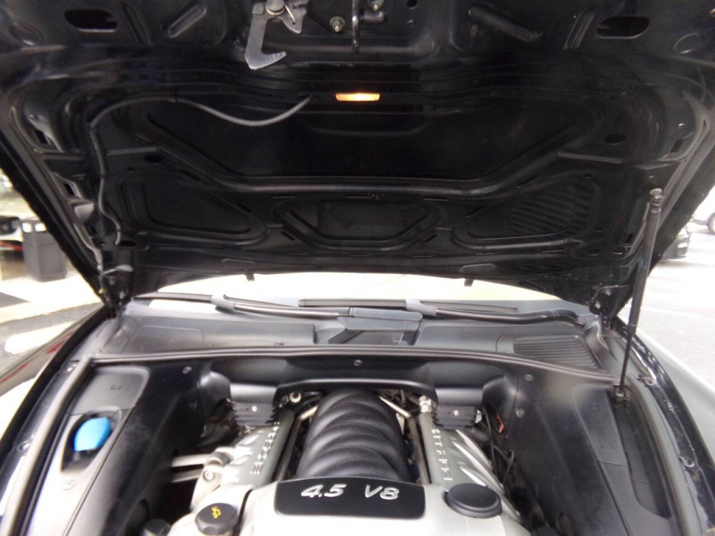 2005 Porsche Cayenne Image 51