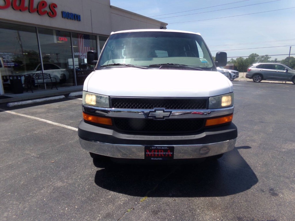 2007 Chevrolet Express Image 5