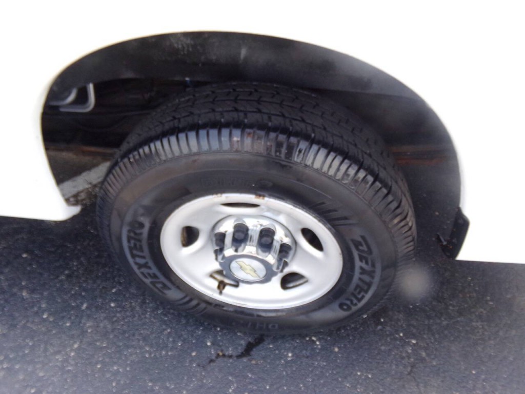 2007 Chevrolet Express Image 23