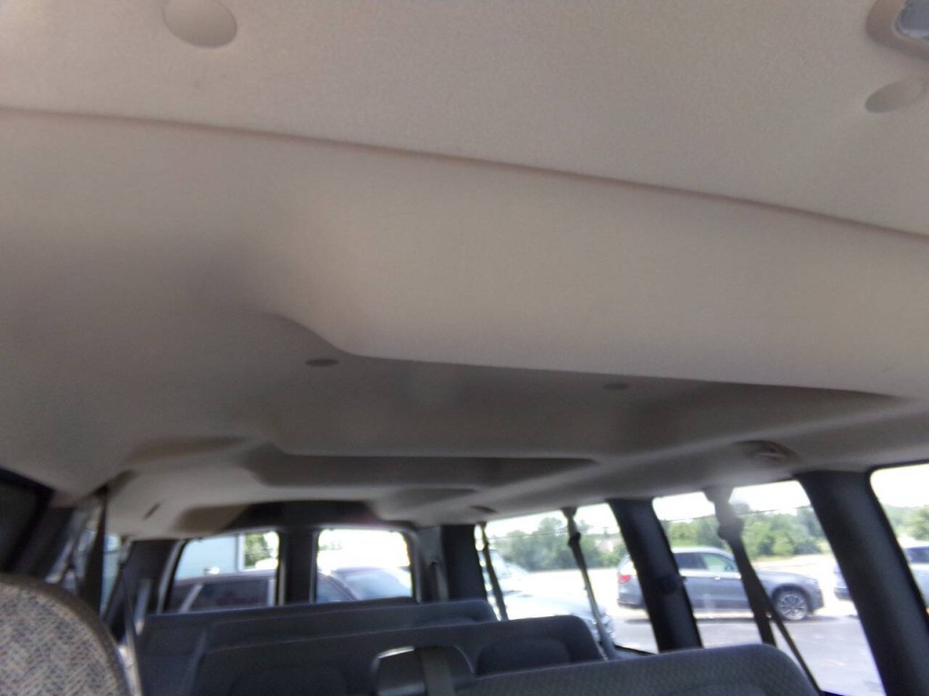 2007 Chevrolet Express Image 47
