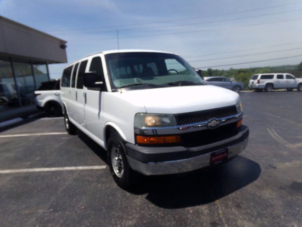2007 Chevrolet Express Image 60