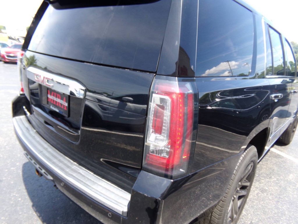 2015 GMC Yukon Image 25
