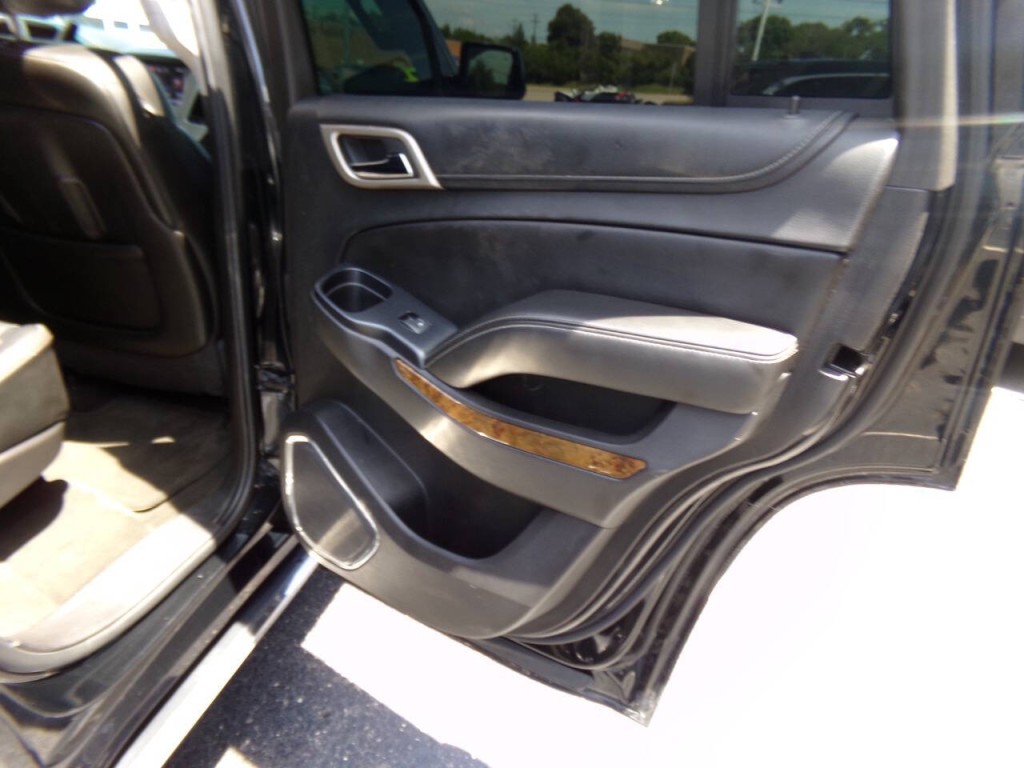 2015 GMC Yukon Image 35