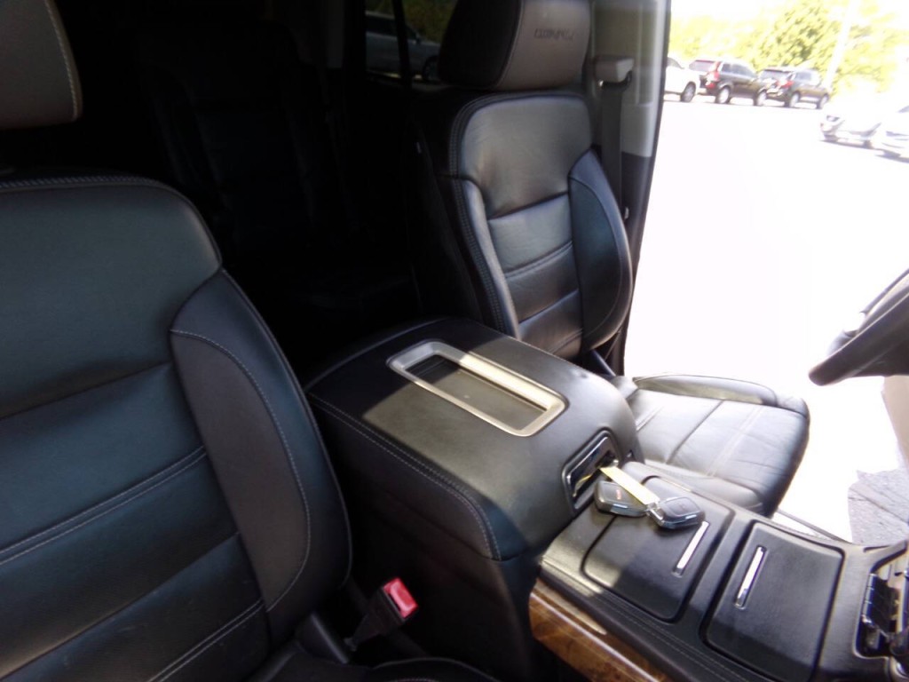 2015 GMC Yukon Image 38