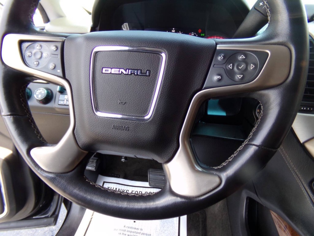 2015 GMC Yukon Image 44