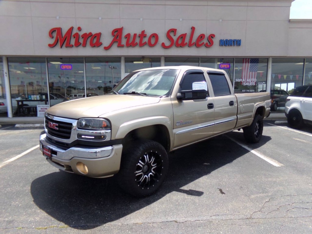 2004 GMC Sierra 2500 Image 48