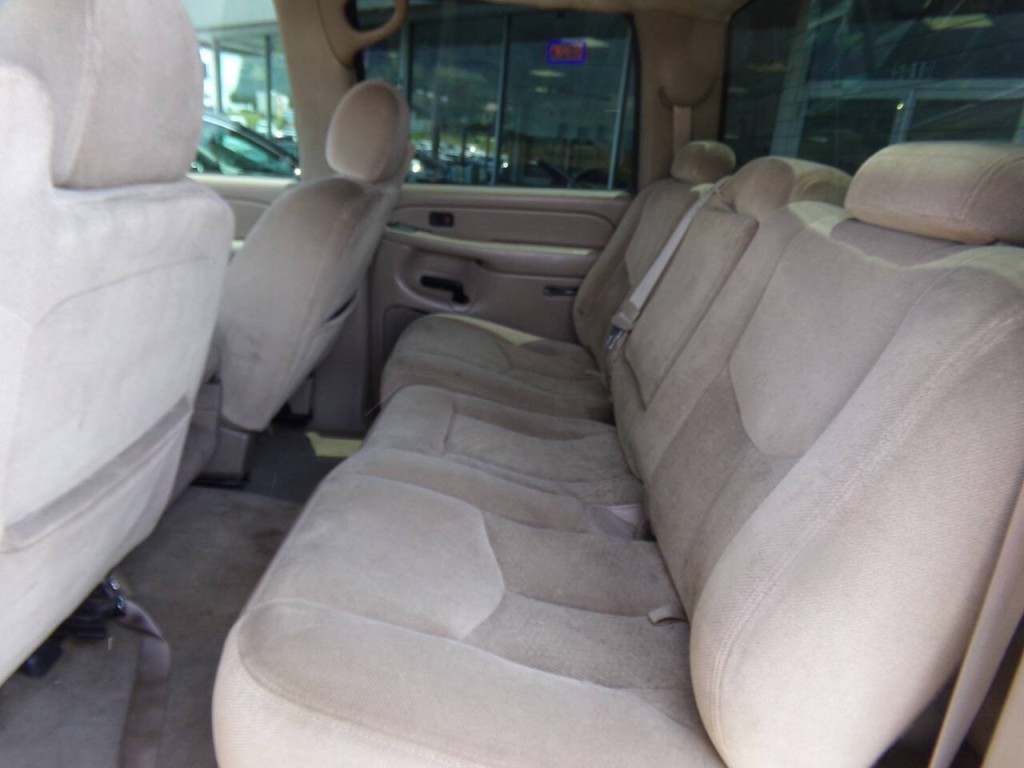 2004 GMC Sierra 2500 Image 23