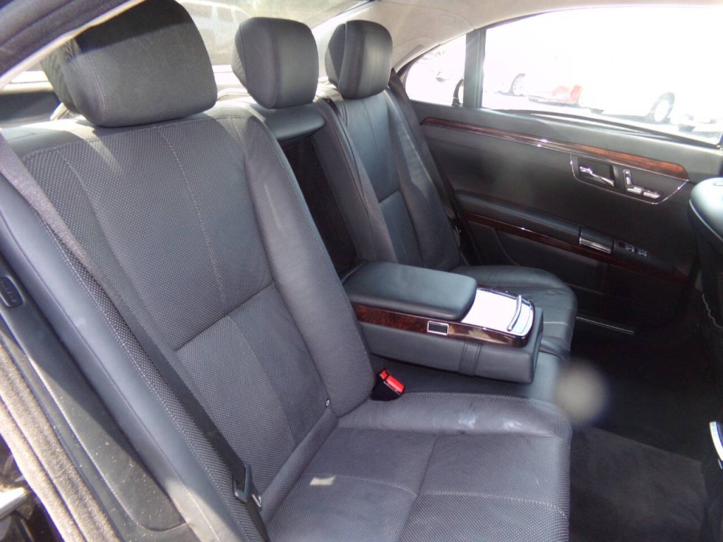 2007 Mercedes-Benz S-Class Image 24