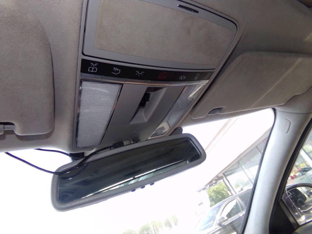 2007 Mercedes-Benz S-Class Image 74