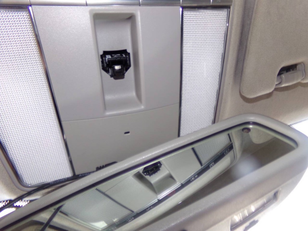 2007 Mercedes-Benz S-Class Image 75