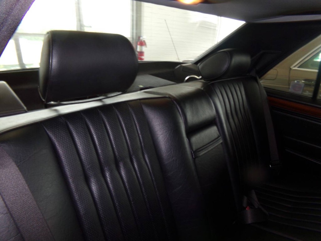 1992 Mercedes-Benz 300-Class Image 24