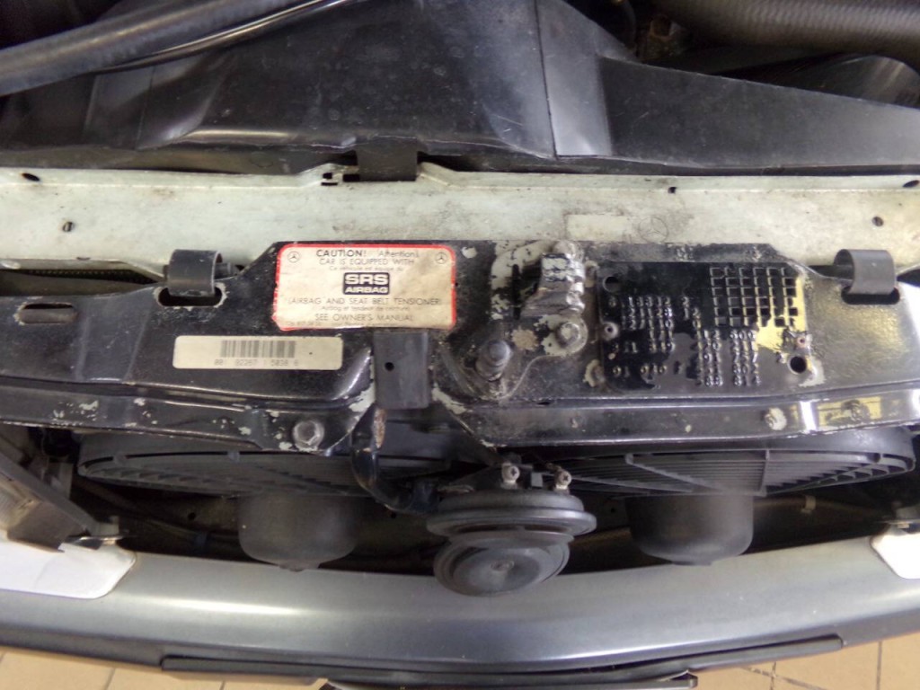 1992 Mercedes-Benz 300-Class Image 47