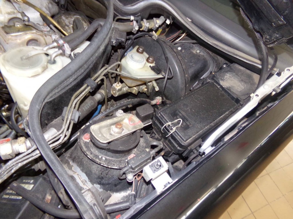 1992 Mercedes-Benz 300-Class Image 51
