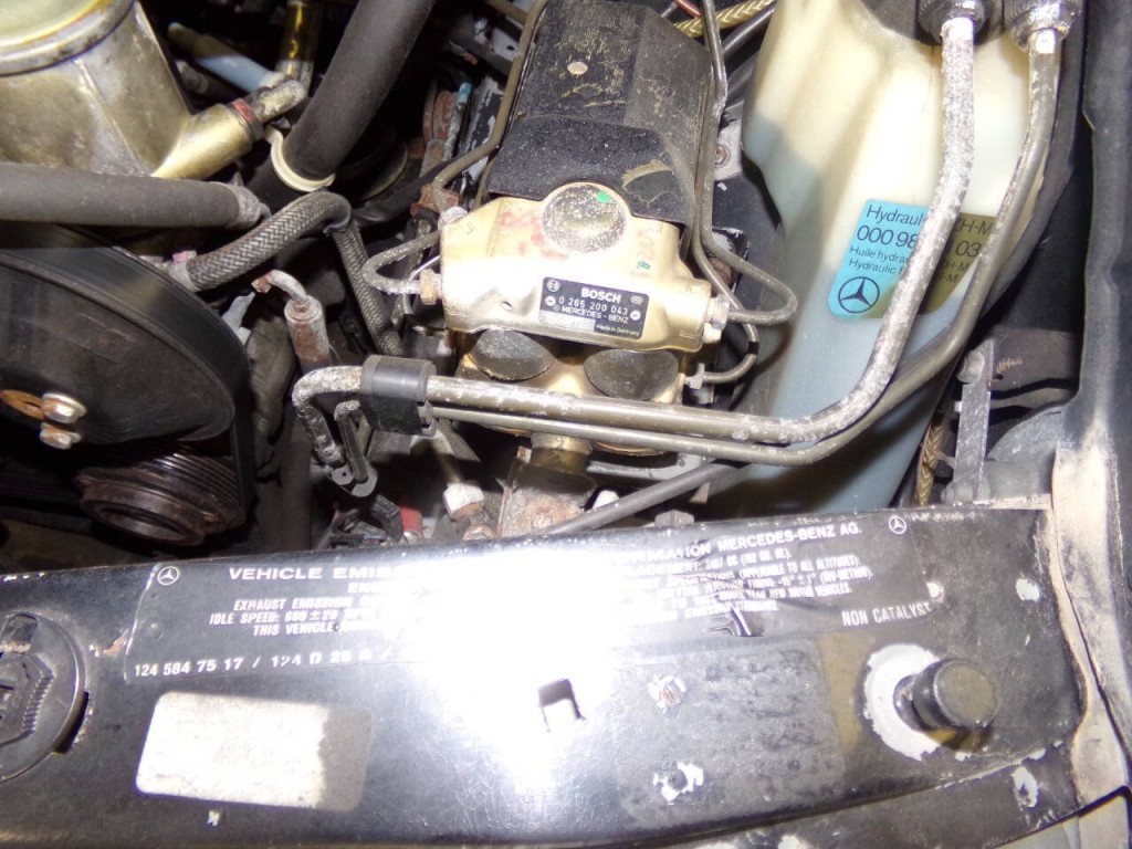 1992 Mercedes-Benz 300-Class Image 54