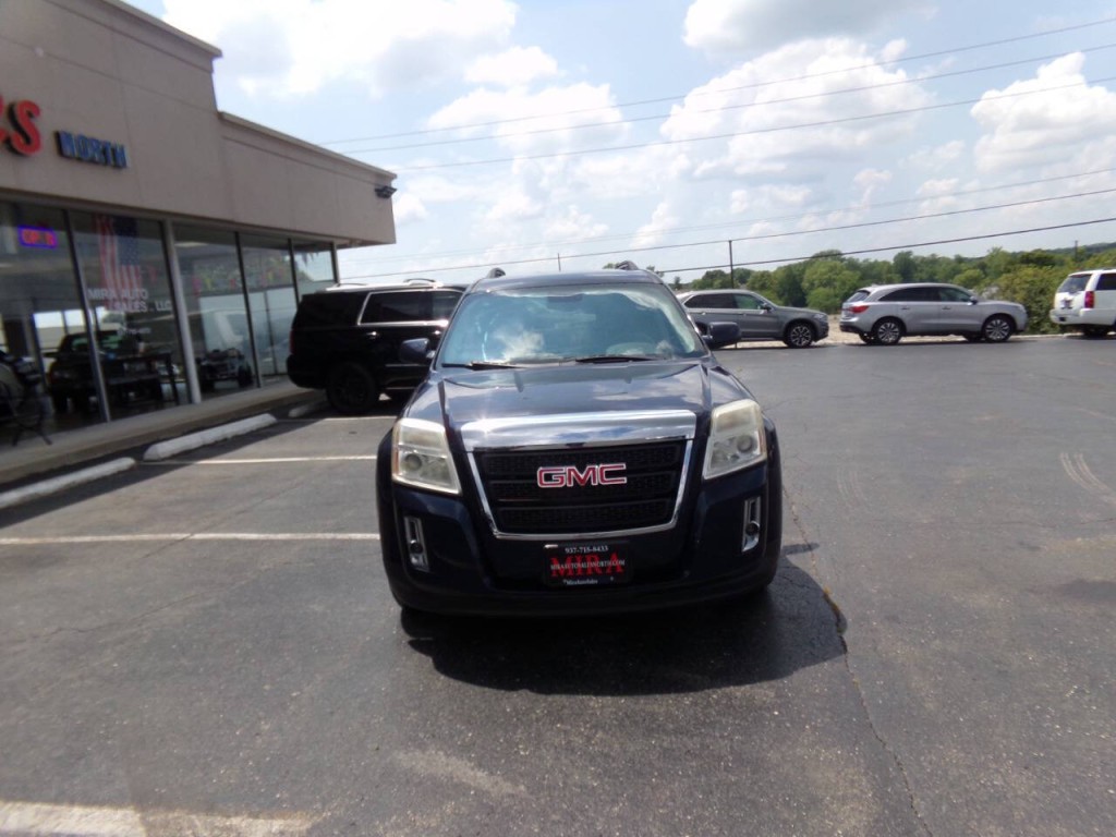 2015 GMC Terrain Image 2