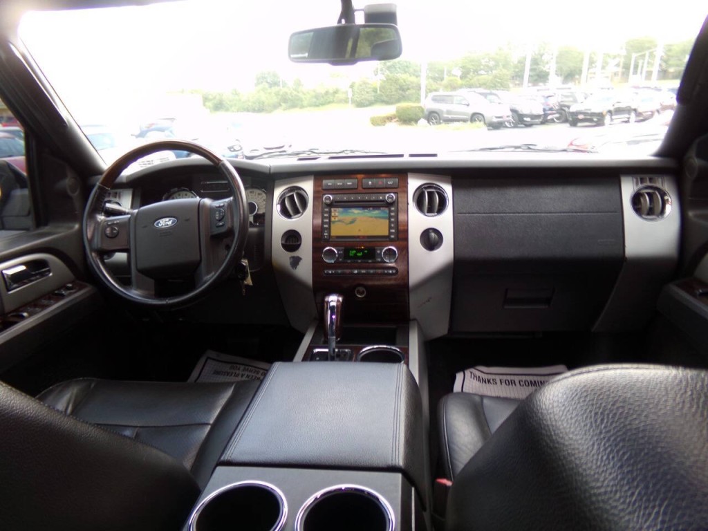 2009 Ford Expedition Image 32