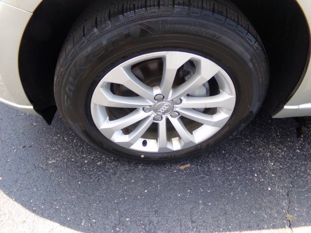 2014 Audi Q5 Image 40