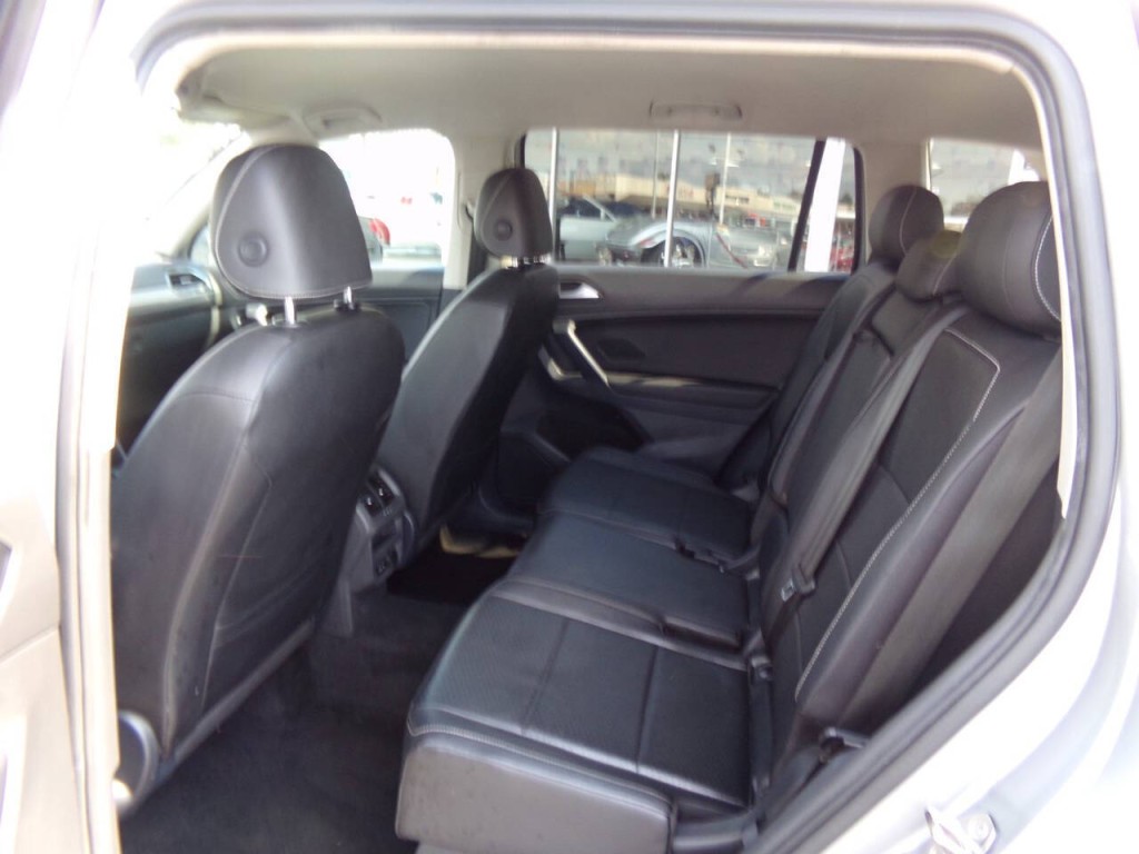 2021 Volkswagen Tiguan Image 14