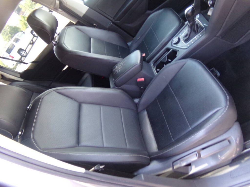 2021 Volkswagen Tiguan Image 30