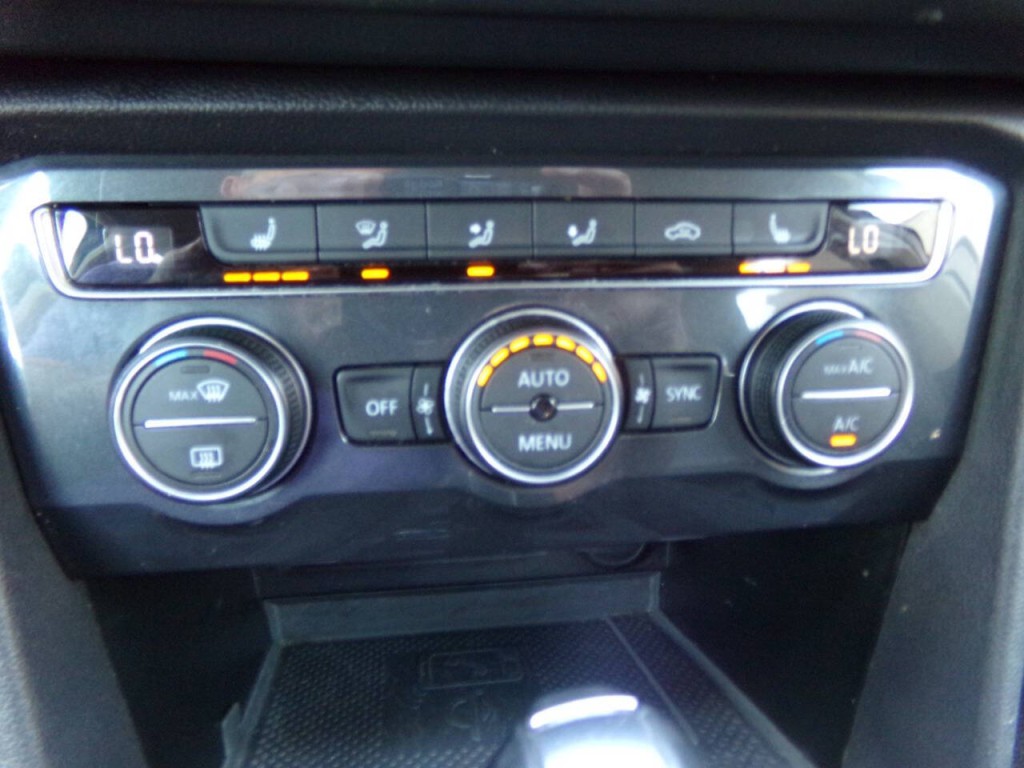 2021 Volkswagen Tiguan Image 60