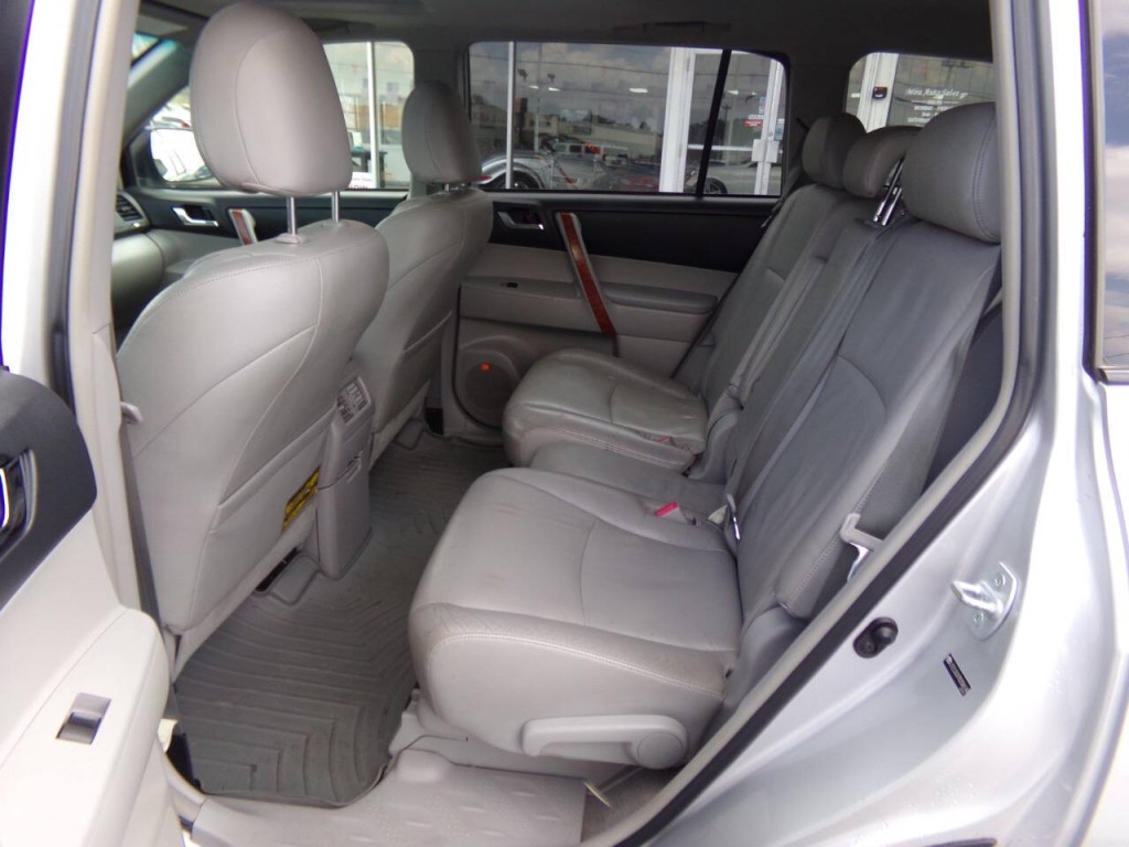 2008 Toyota Highlander Image 13