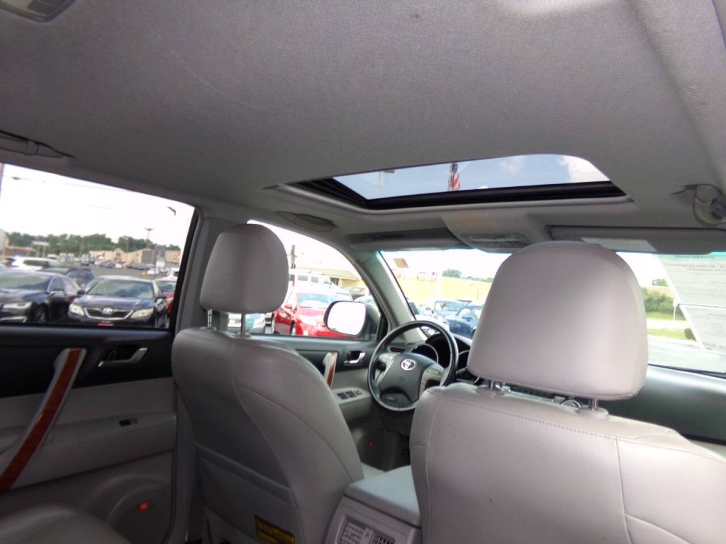2008 Toyota Highlander Image 31