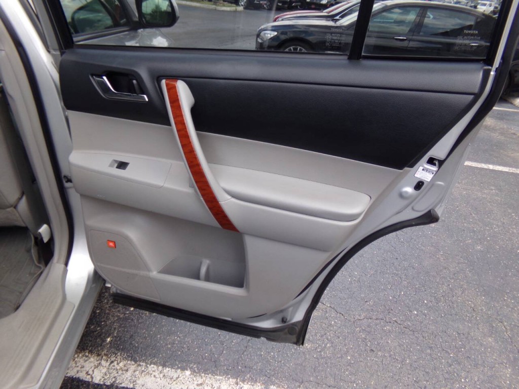 2008 Toyota Highlander Image 33