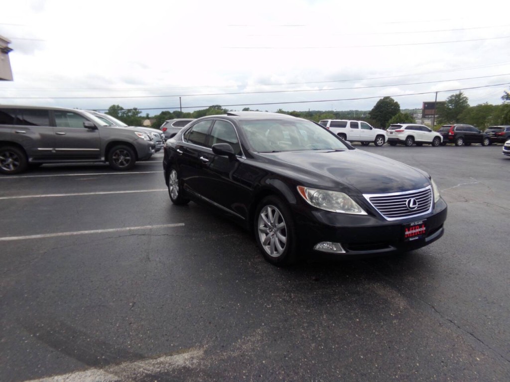 2008 Lexus LS 460 Image 5
